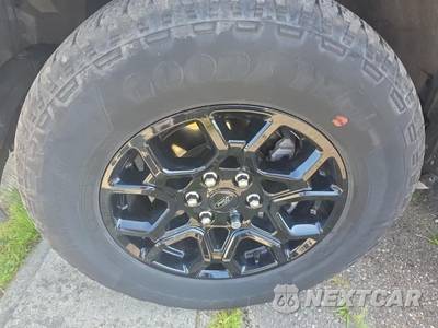 2024 Ford F-150 XLT Crew Cab Short Bed - zdjęcie 8 z 22 - miniatura