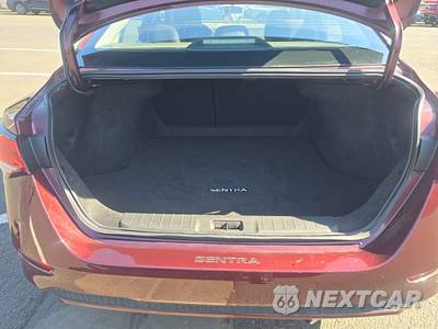 2025 Nissan Sentra SV - zdjęcie 16 z 32 - miniatura