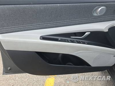 2024 Hyundai Elantra Limited - zdjęcie 9 z 23 - miniatura