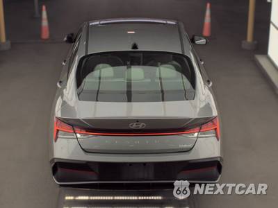2025 Hyundai Elantra Limited - zdjęcie 22 z 25 - miniatura