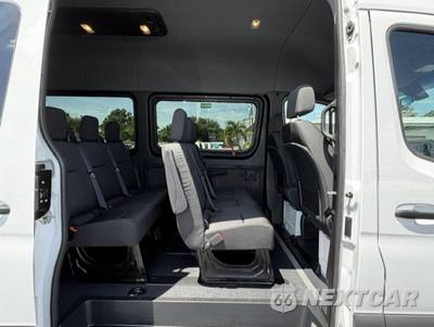 2026 Mercedes-Benz Sprinter 2500 Passenger Van 170.0" WB - zdjęcie 20 z 24 - miniatura