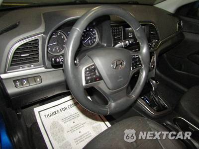 2017 Hyundai Elantra Limited Sedan - zdjęcie 8 z 20 - miniatura