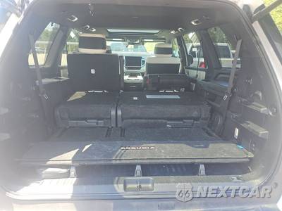 2024 Toyota Sequoia Capstone - zdjęcie 17 z 19 - miniatura