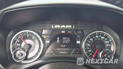 2023 Ram 1500 Laramie Crew Cab Short Bed - zdjęcie 17 z 28 - miniatura