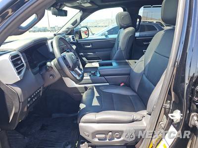 2023 Toyota Tundra Platinum Crew Cab Short Bed - zdjęcie 7 z 20 - miniatura