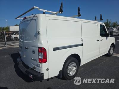 2021 Nissan NV2500 HD Cargo SV Standard Roof 146.1" WB - zdjęcie 4 z 44 - miniatura