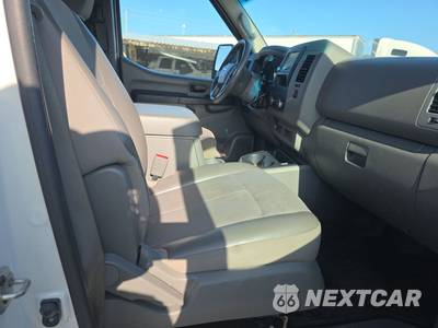 2021 Nissan NV2500 HD Cargo SV Standard Roof 146.1" WB - zdjęcie 8 z 44 - miniatura