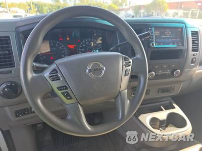 2021 Nissan NV2500 HD Cargo SV Standard Roof 146.1" WB - zdjęcie 10 z 44 - miniatura