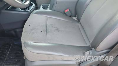 2021 Nissan NV2500 HD Cargo SV Standard Roof 146.1" WB - zdjęcie 30 z 44 - miniatura