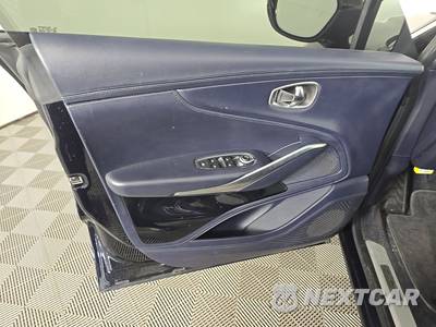 2022 Aston Martin DBX - zdjęcie 9 z 33 - miniatura