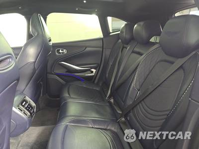 2022 Aston Martin DBX - zdjęcie 13 z 33 - miniatura