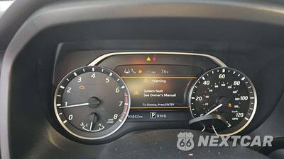 2020 Nissan TITAN SV Crew Cab Short Bed - zdjęcie 25 z 27 - miniatura