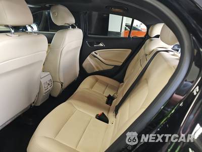 2018 Mercedes-Benz GLA 250 4MATIC - zdjęcie 13 z 28 - miniatura