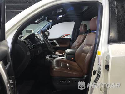 2016 Toyota Land Cruiser - zdjęcie 7 z 32 - miniatura