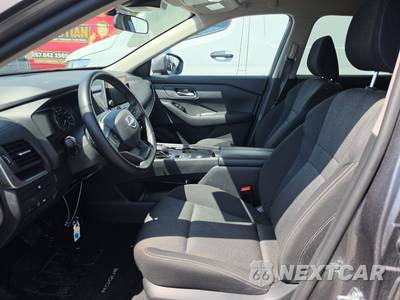 2025 Nissan Rogue SV - zdjęcie 7 z 27 - miniatura