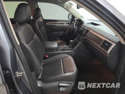 2018 Volkswagen Atlas V6 SE w/Technology - zdjęcie 8 z 26 - miniatura