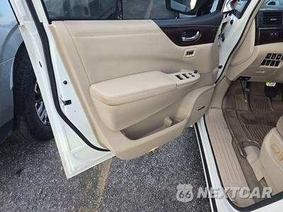 2012 Nissan Quest LE 118.1" WB - zdjęcie 9 z 19 - miniatura