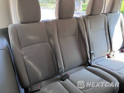 2012 Nissan NV3500 HD Passenger SV 146.1" WB - zdjęcie 18 z 30 - miniatura