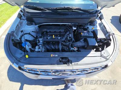 2025 Hyundai Venue SEL - zdjęcie 15 z 29 - miniatura