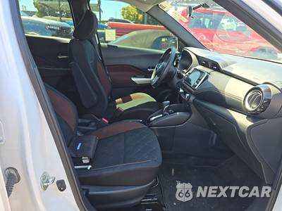 2019 Nissan Kicks SR - zdjęcie 8 z 28 - miniatura