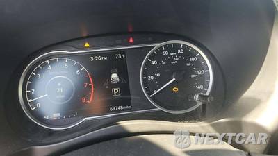 2019 Nissan Kicks SR - zdjęcie 25 z 28 - miniatura