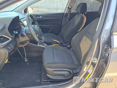 2019 Hyundai Accent SE - zdjęcie 7 z 42 - miniatura