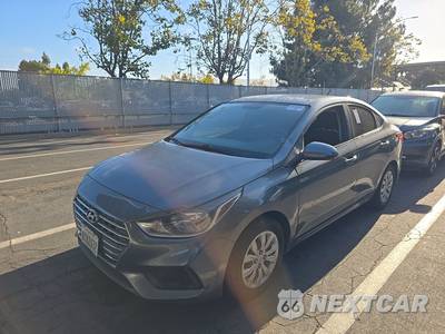 2019 Hyundai Accent SE - zdjęcie 1 z 42 - miniatura