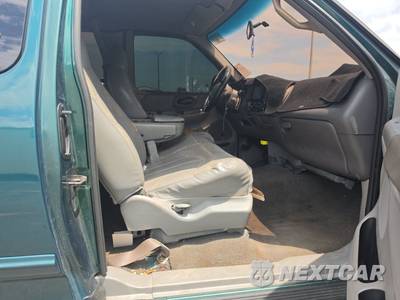 1999 Ford F-150 Lariat Extended Cab Medium Bed w/Rear Doors - zdjęcie 8 z 18 - miniatura