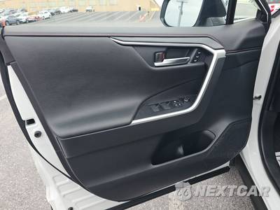 2024 Toyota RAV4 Prime XSE - zdjęcie 9 z 25 - miniatura