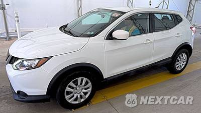 2018 Nissan Rogue Sport S - zdjęcie 1 z 29 - miniatura
