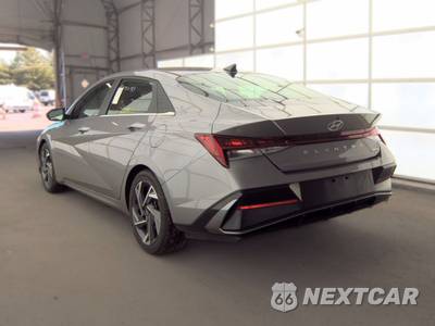 2025 Hyundai Elantra Limited - zdjęcie 6 z 25 - miniatura