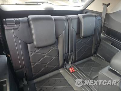 2025 Volkswagen Atlas 2.0T SE w/Technology - zdjęcie 14 z 21 - miniatura