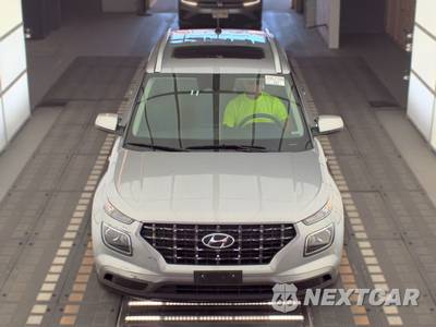 2025 Hyundai Venue SEL - zdjęcie 2 z 22 - miniatura