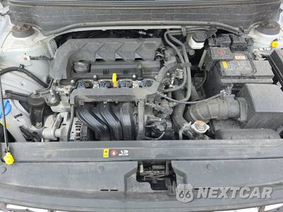 2025 Hyundai Venue SEL - zdjęcie 15 z 20 - miniatura