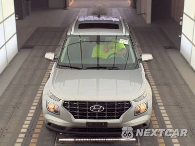 2025 Hyundai Venue SEL - zdjęcie 2 z 20 - miniatura