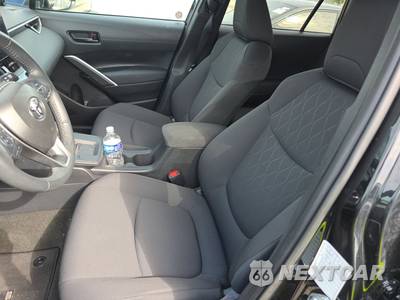 2026 Toyota Corolla Cross LE - zdjęcie 7 z 22 - miniatura