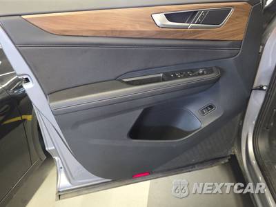2025 Volkswagen Atlas 2.0T SE w/Technology - zdjęcie 9 z 22 - miniatura