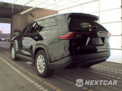 2025 Toyota Grand Highlander XLE - zdjęcie 6 z 26 - miniatura