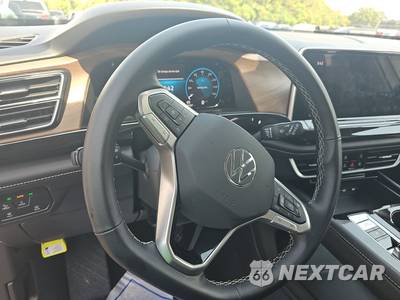 2025 Volkswagen Atlas 2.0T SE w/Technology - zdjęcie 10 z 20 - miniatura