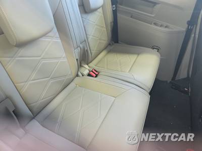 2025 Volkswagen Atlas 2.0T SE w/Technology - zdjęcie 14 z 29 - miniatura