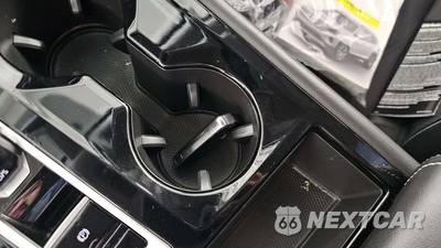 2025 Volkswagen Atlas 2.0T SE w/Technology - zdjęcie 18 z 28 - miniatura