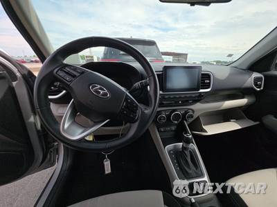 2025 Hyundai Venue SEL - zdjęcie 11 z 26 - miniatura