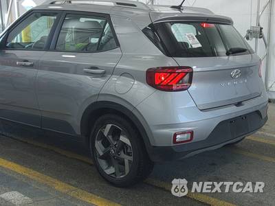 2025 Hyundai Venue SEL - zdjęcie 6 z 25 - miniatura