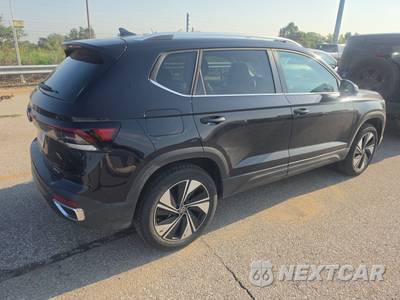 2025 Volkswagen Taos SE - zdjęcie 4 z 20 - miniatura