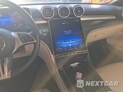 2025 Mercedes-Benz C 300 - zdjęcie 11 z 30 - miniatura