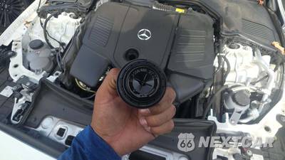 2025 Mercedes-Benz C 300 - zdjęcie 17 z 30 - miniatura