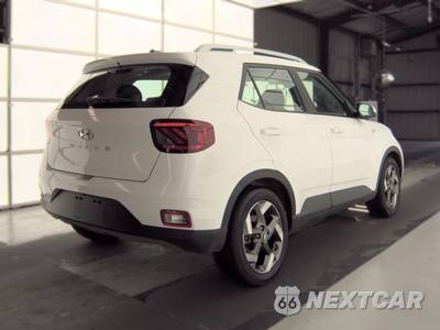 2025 Hyundai Venue SEL - zdjęcie 4 z 21 - miniatura