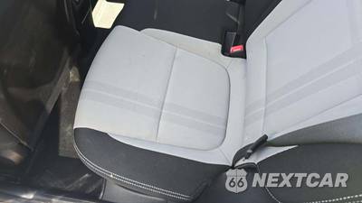 2025 Hyundai Venue SEL - zdjęcie 28 z 30 - miniatura