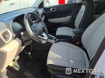 2025 Hyundai Venue SEL - zdjęcie 7 z 30 - miniatura