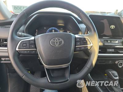 2025 Toyota Grand Highlander XLE - zdjęcie 10 z 31 - miniatura